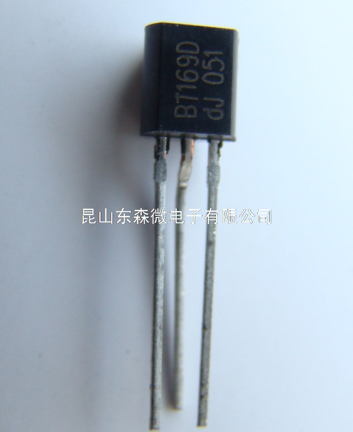 BT169D的高清照片